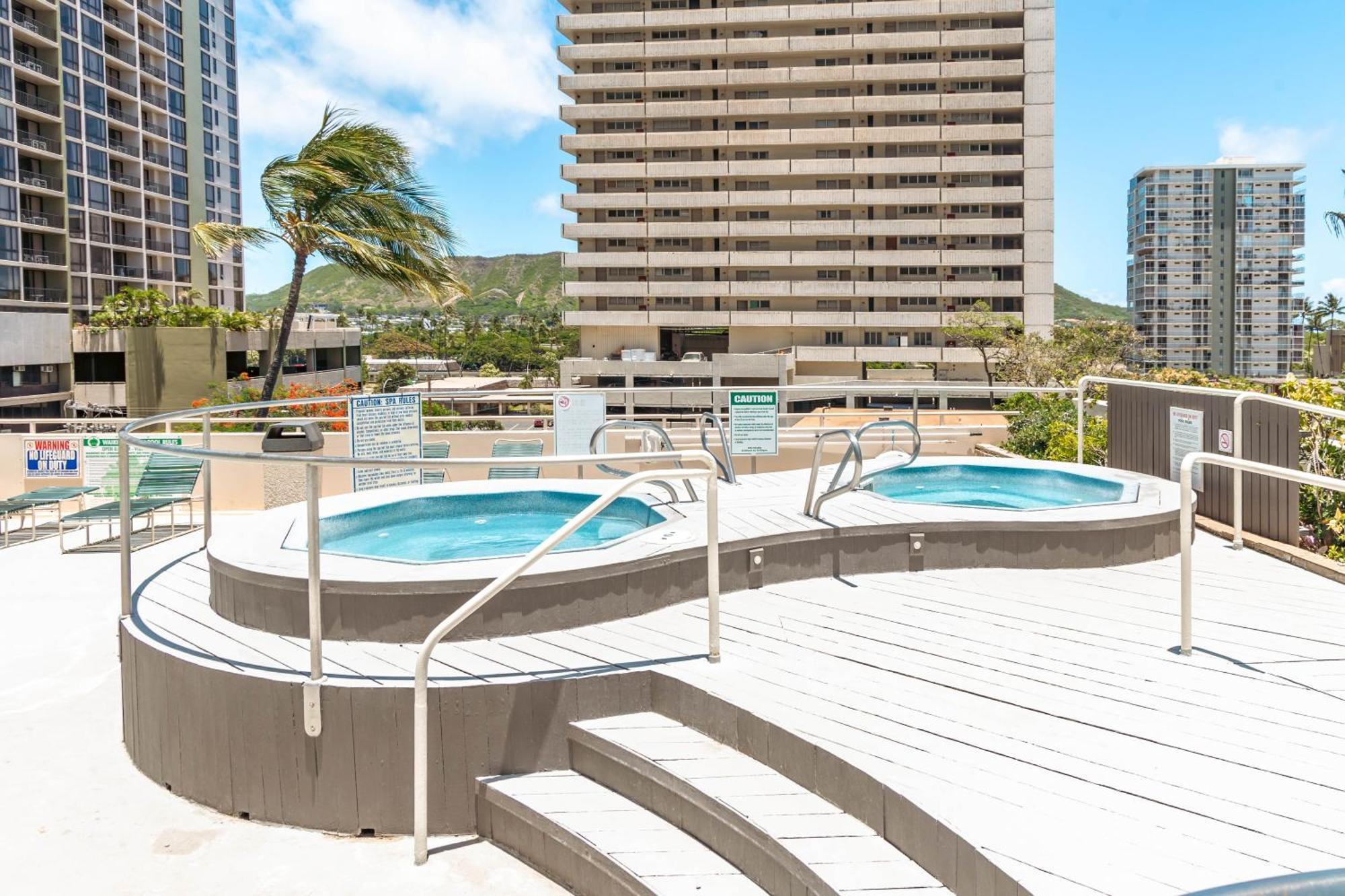 Aloha Vibes With Ocean Views, Near Beach & Parking! ホノルル エクステリア 写真